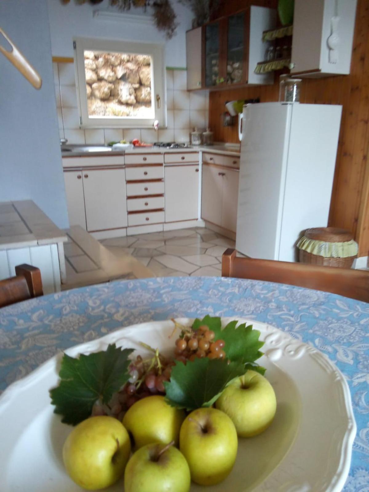 Holiday Home Sunce Pisak Eksteriør billede
